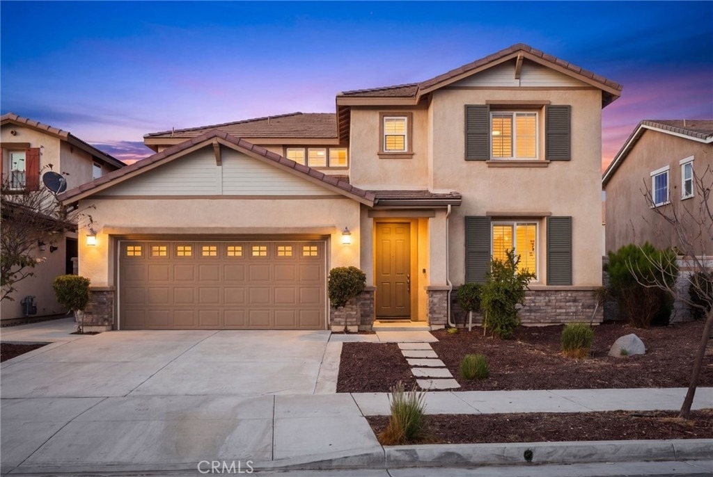 6898 Cache Way - Photo 0