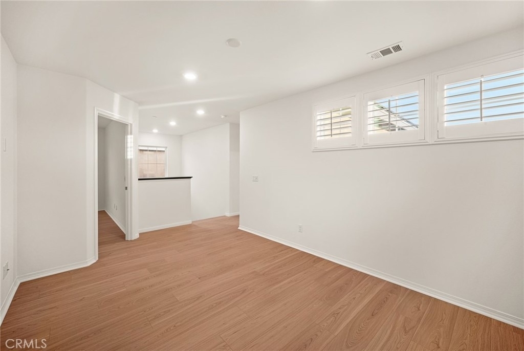 6898 Cache Way - Photo 15