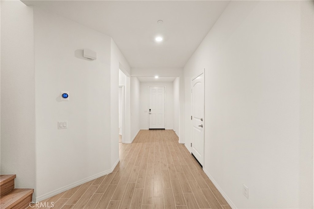 6898 Cache Way - Photo 8