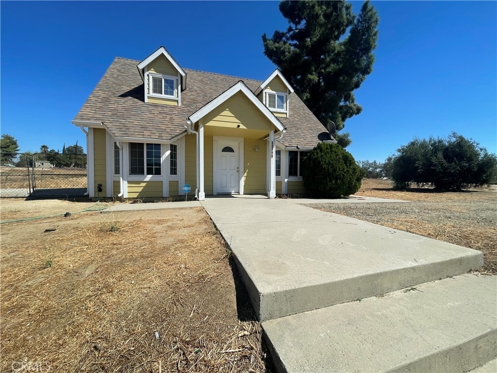 26140 Hoover Street - Photo 0