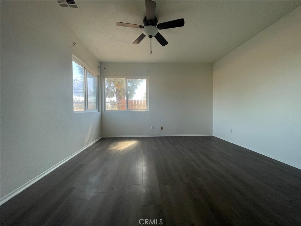 26140 Hoover Street - Photo 6
