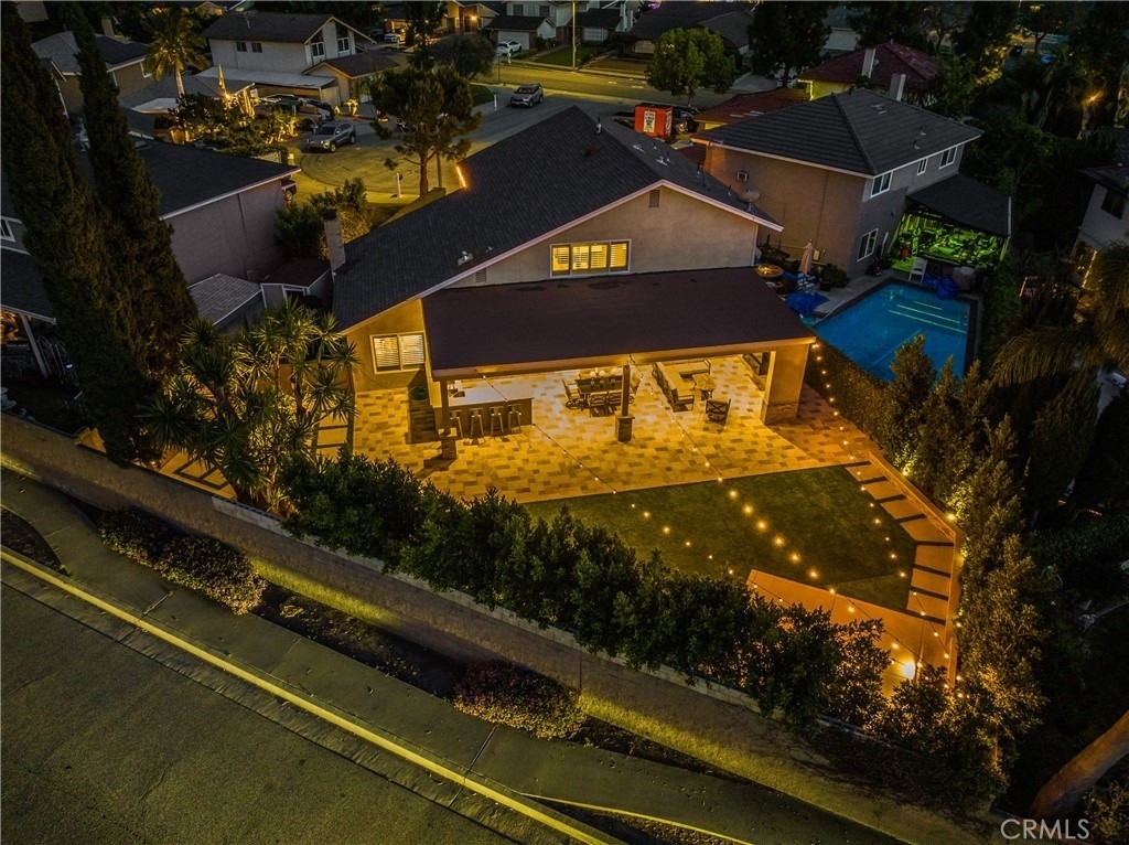 1320 N Van Gogh - Photo 9