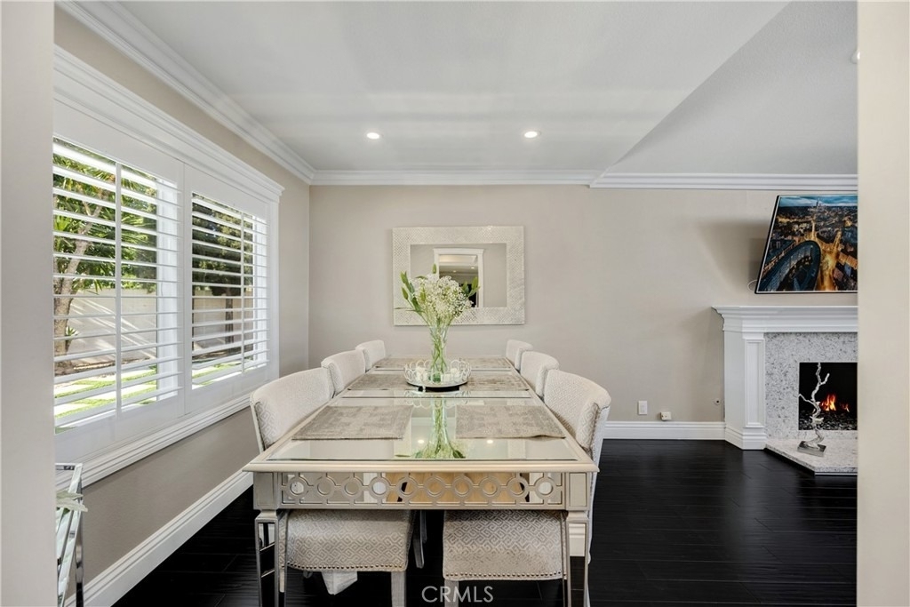 1320 N Van Gogh - Photo 18