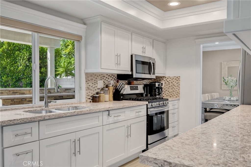 1320 N Van Gogh - Photo 33