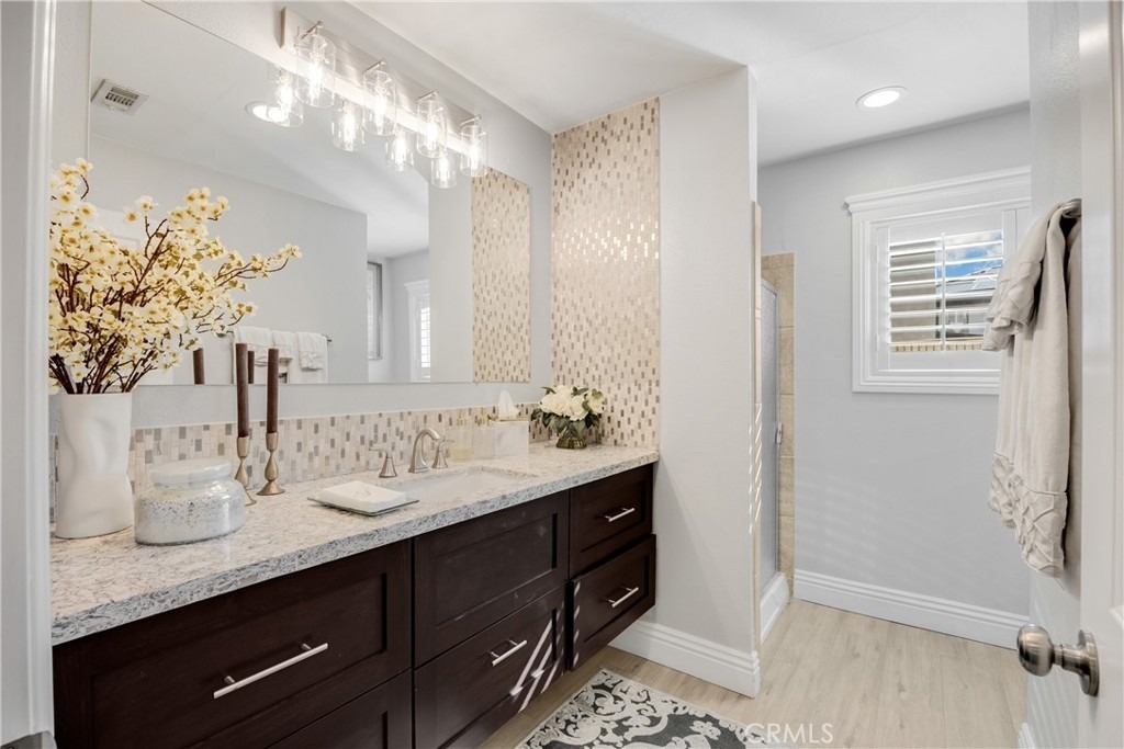 1320 N Van Gogh - Photo 29