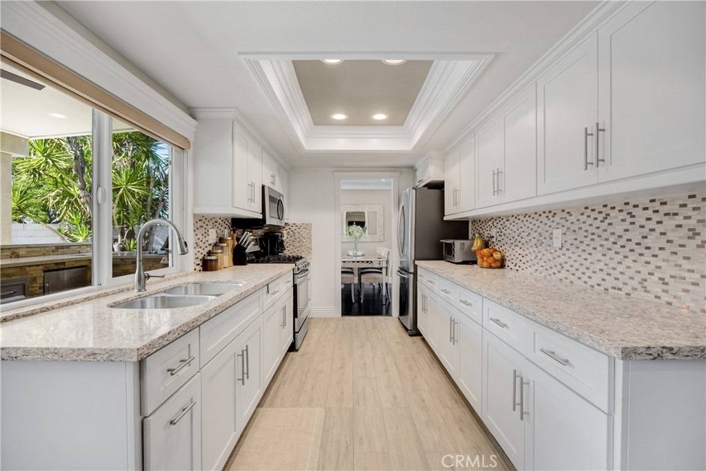 1320 N Van Gogh - Photo 21