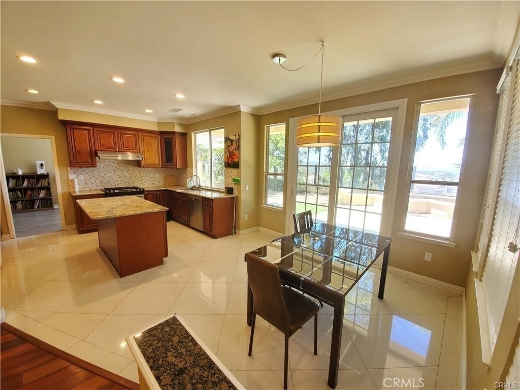 3527 Brighton Place - Photo 2