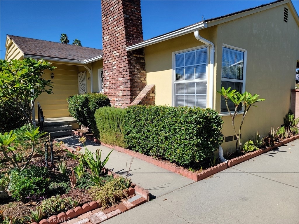 9721 Emperor Avenue - Photo 11