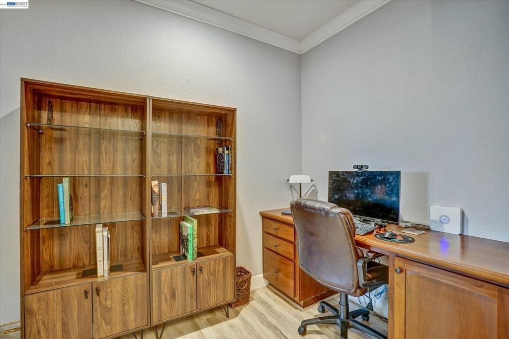 2811 Quarryhill Ave - Photo 16