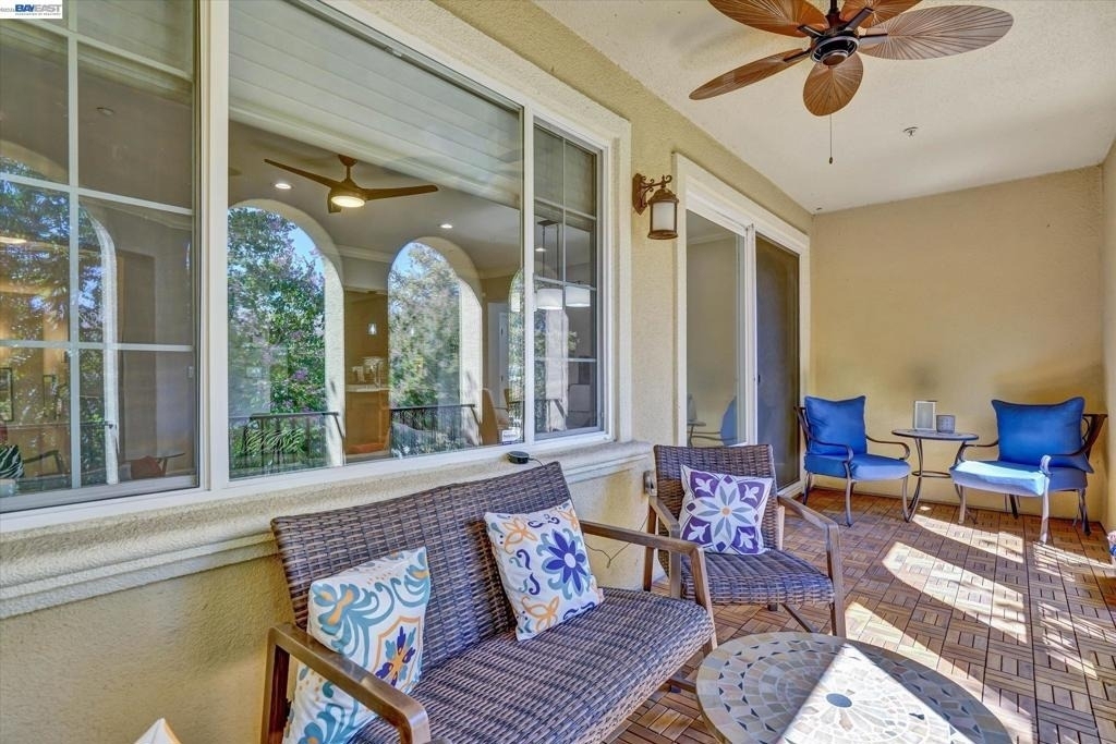 2811 Quarryhill Ave - Photo 10