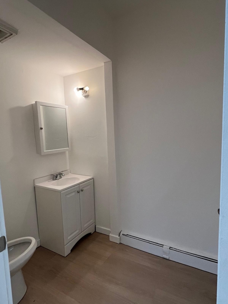 2057 2nd Ave - Photo 3