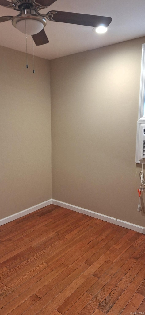 8924 87th Street - Photo 3