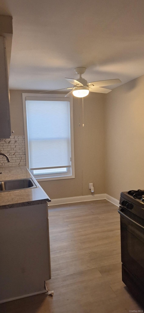 8924 87th Street - Photo 5