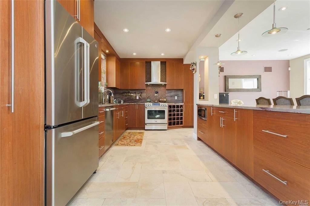 712 126th Street - Photo 6