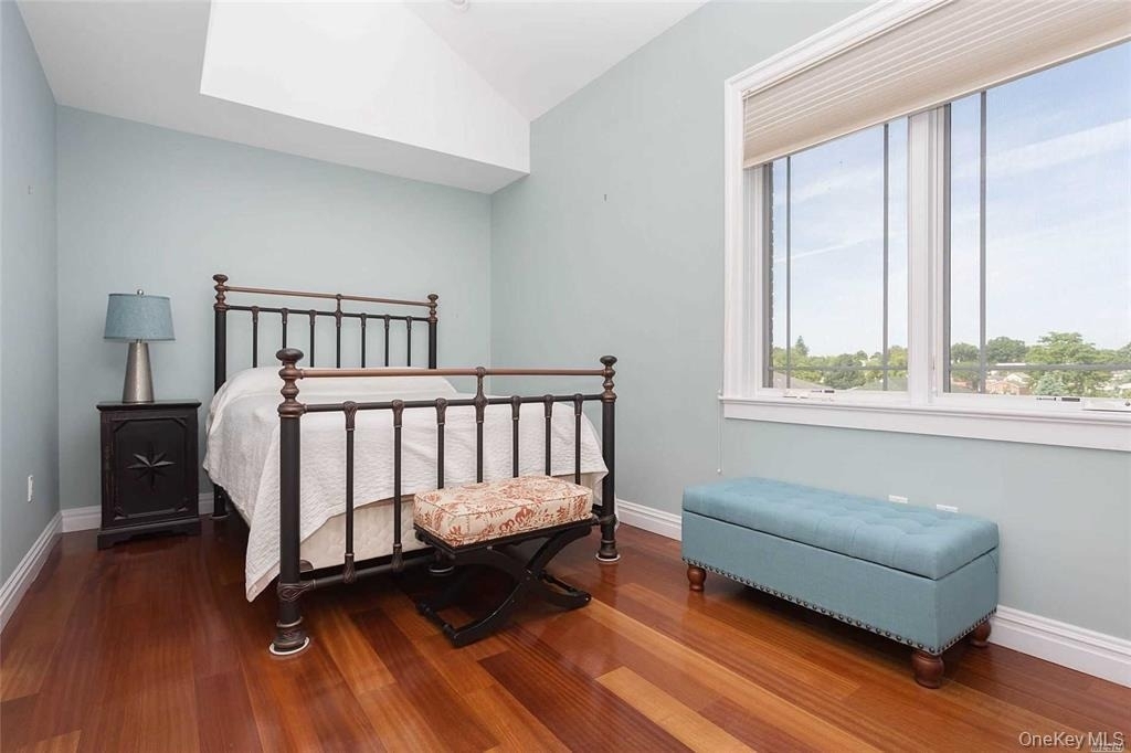712 126th Street - Photo 12