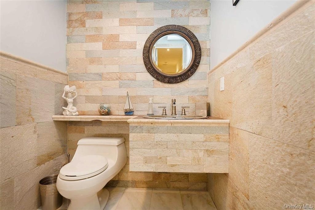 712 126th Street - Photo 17