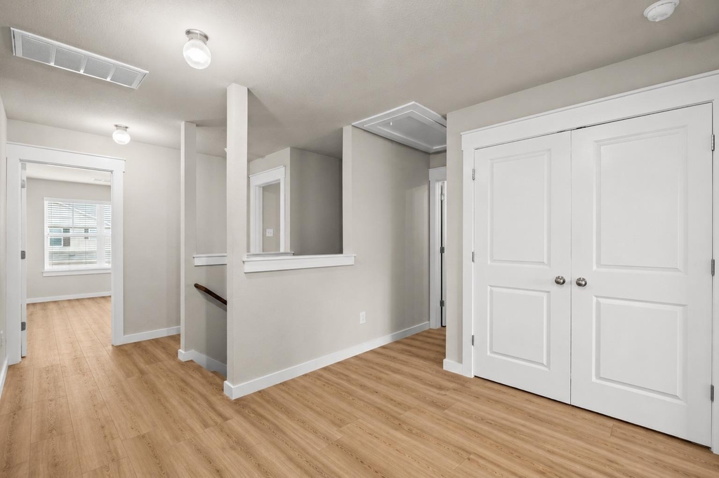 602 Caterpillar St - Photo 11