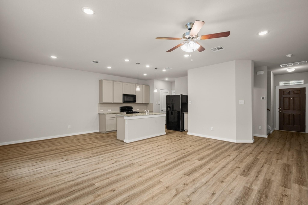 602 Caterpillar St - Photo 5