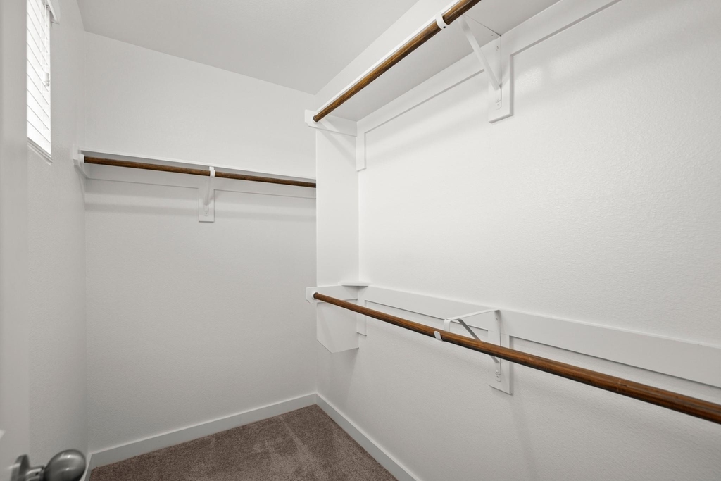 602 Caterpillar St - Photo 18