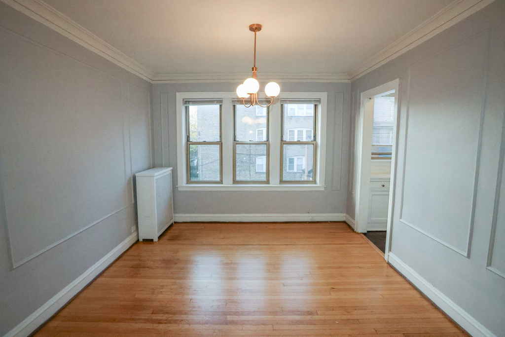 7443 N Claremont Avenue - Photo 6