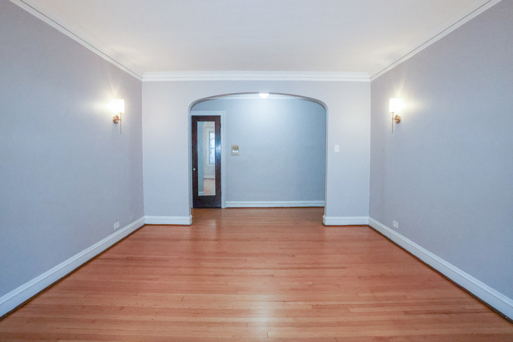 7443 N Claremont Avenue - Photo 4
