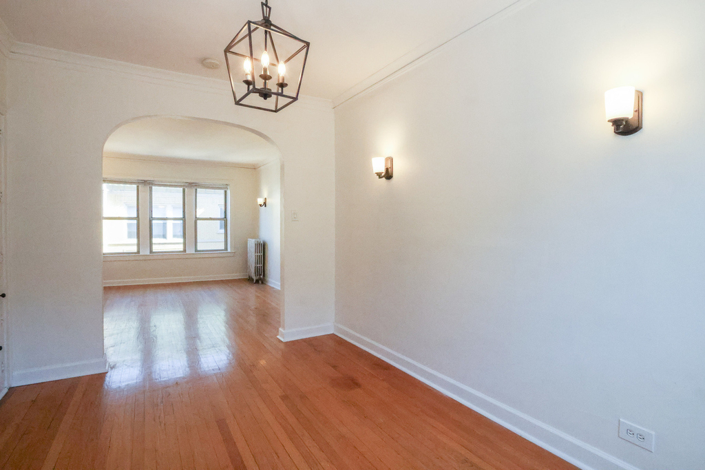 1633 W Lunt Avenue - Photo 5