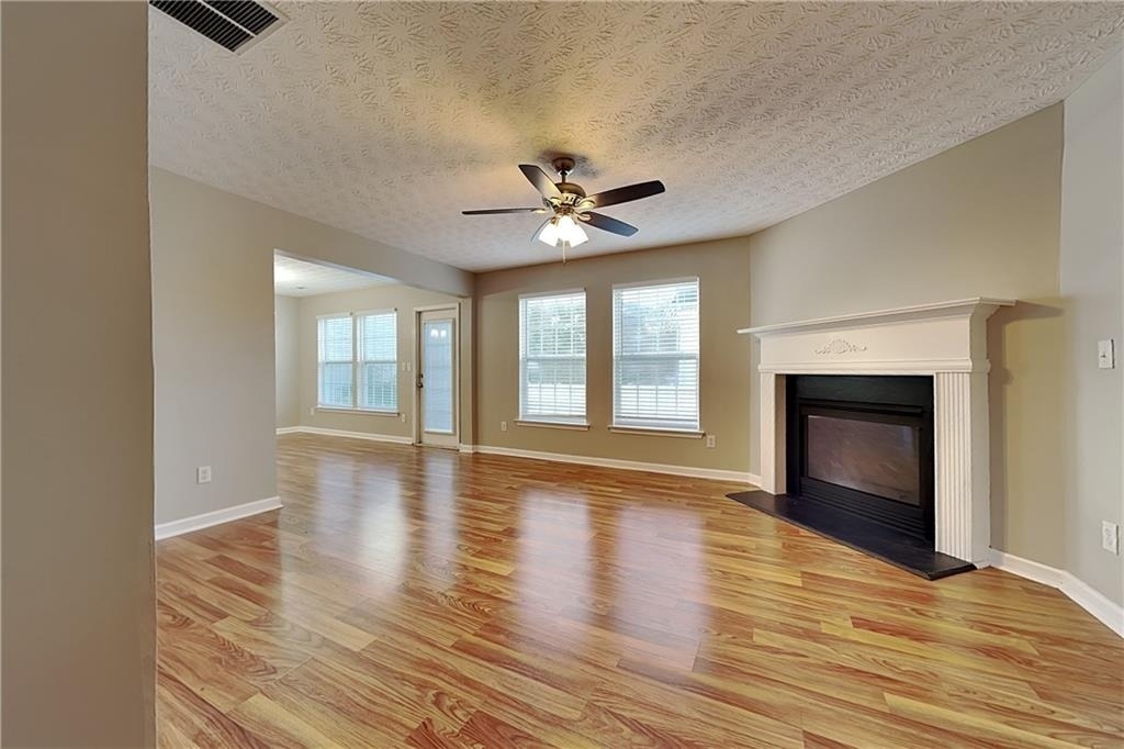 13 Arrowhead Drive - Photo 3