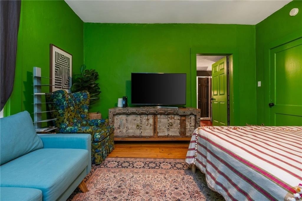 184 Savannah Street Se - Photo 33
