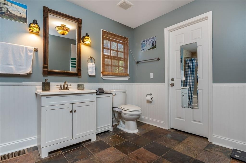184 Savannah Street Se - Photo 43