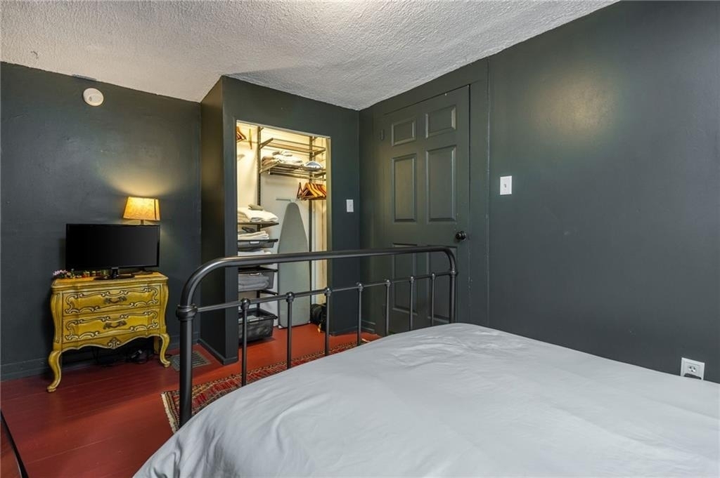 184 Savannah Street Se - Photo 35