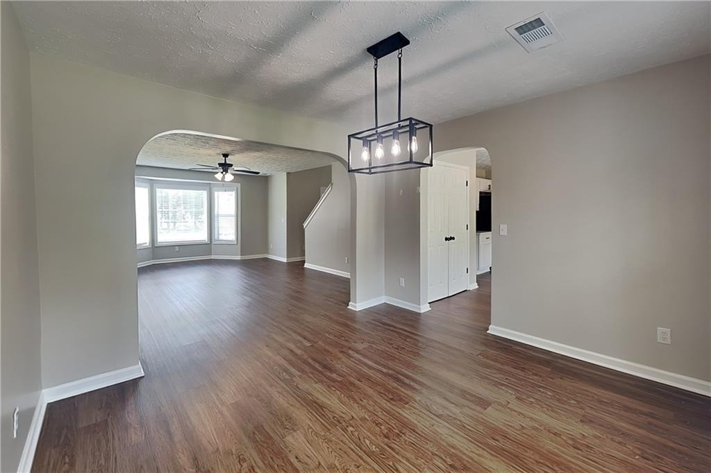 127 Savanna Court - Photo 6