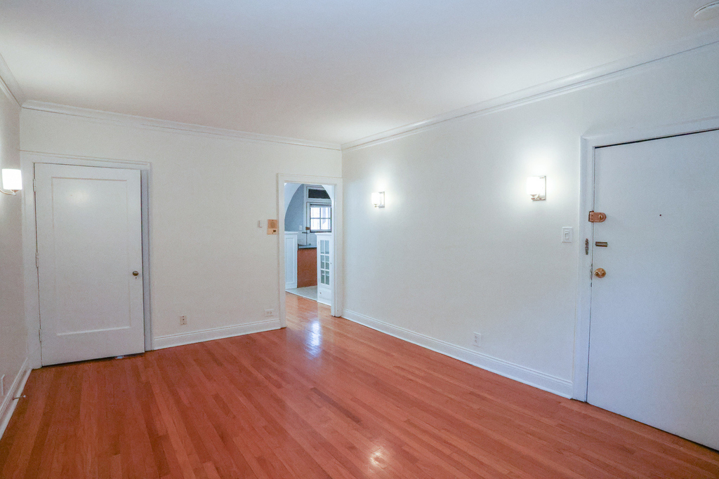 1627 W Lunt Avenue - Photo 4