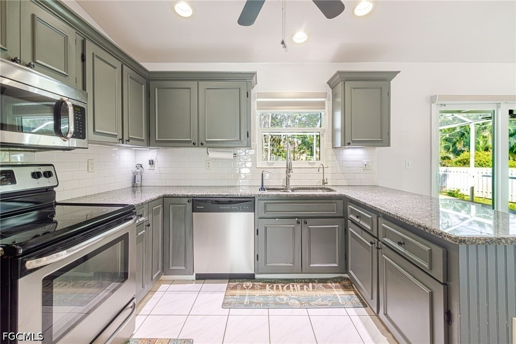 8341 Cardinal Road - Photo 2