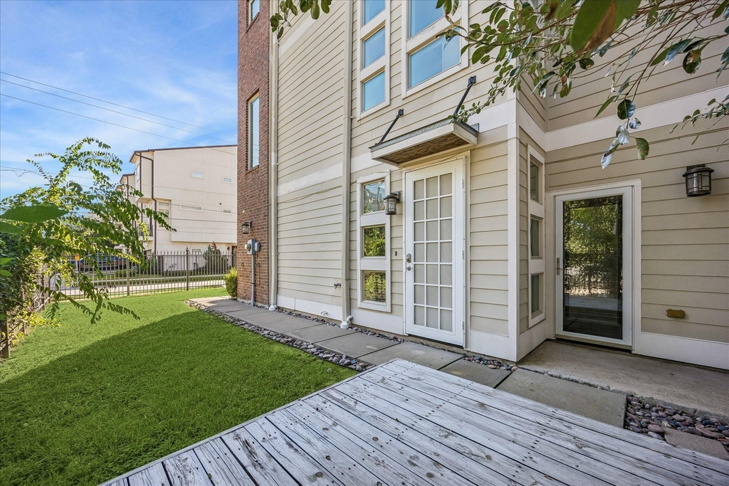 2121 Cohn Street - Photo 2