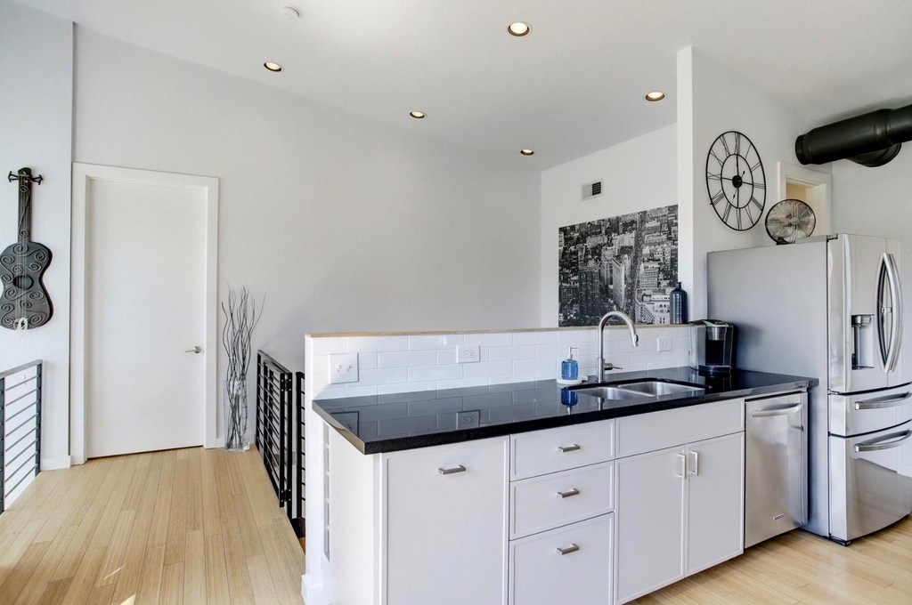 705 Nicholson Street - Photo 25