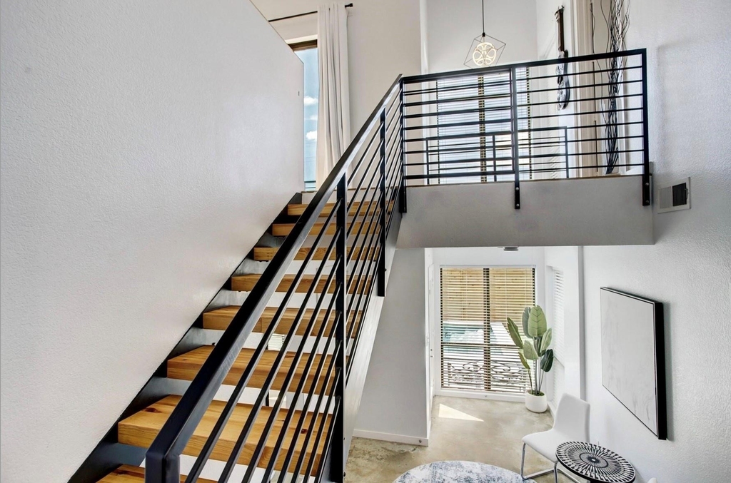 705 Nicholson Street - Photo 7