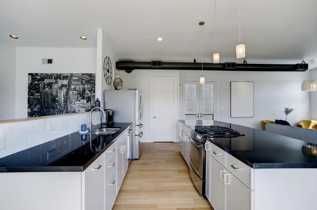 705 Nicholson Street - Photo 12