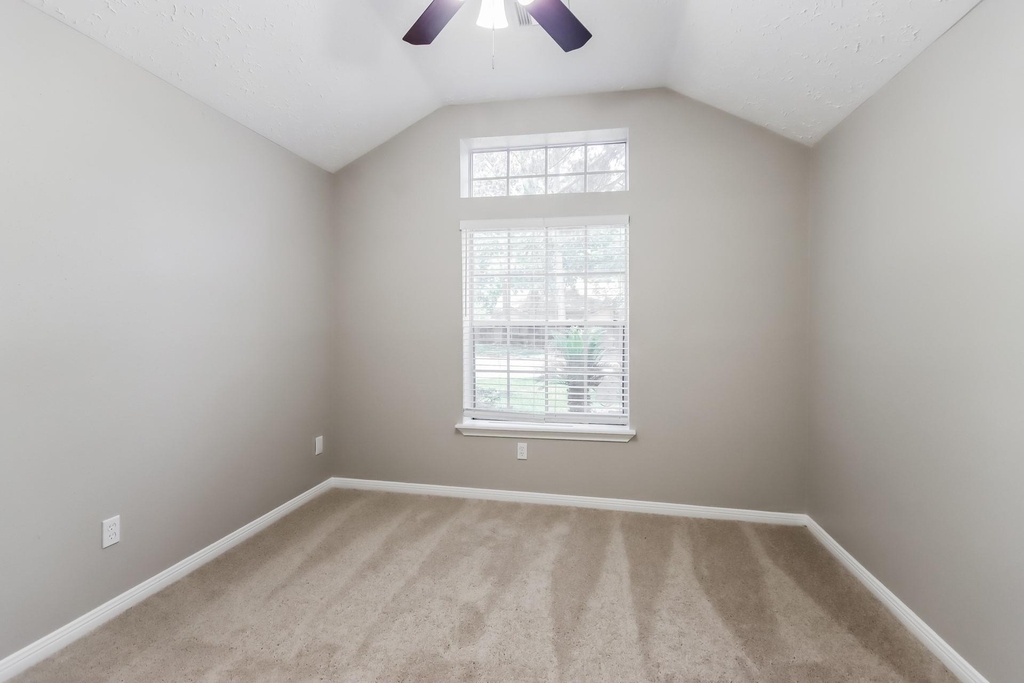 5414 Garden Village Drive - Photo 10