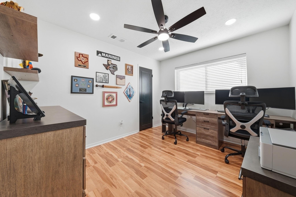 4035 Cedar Forest Drive - Photo 5
