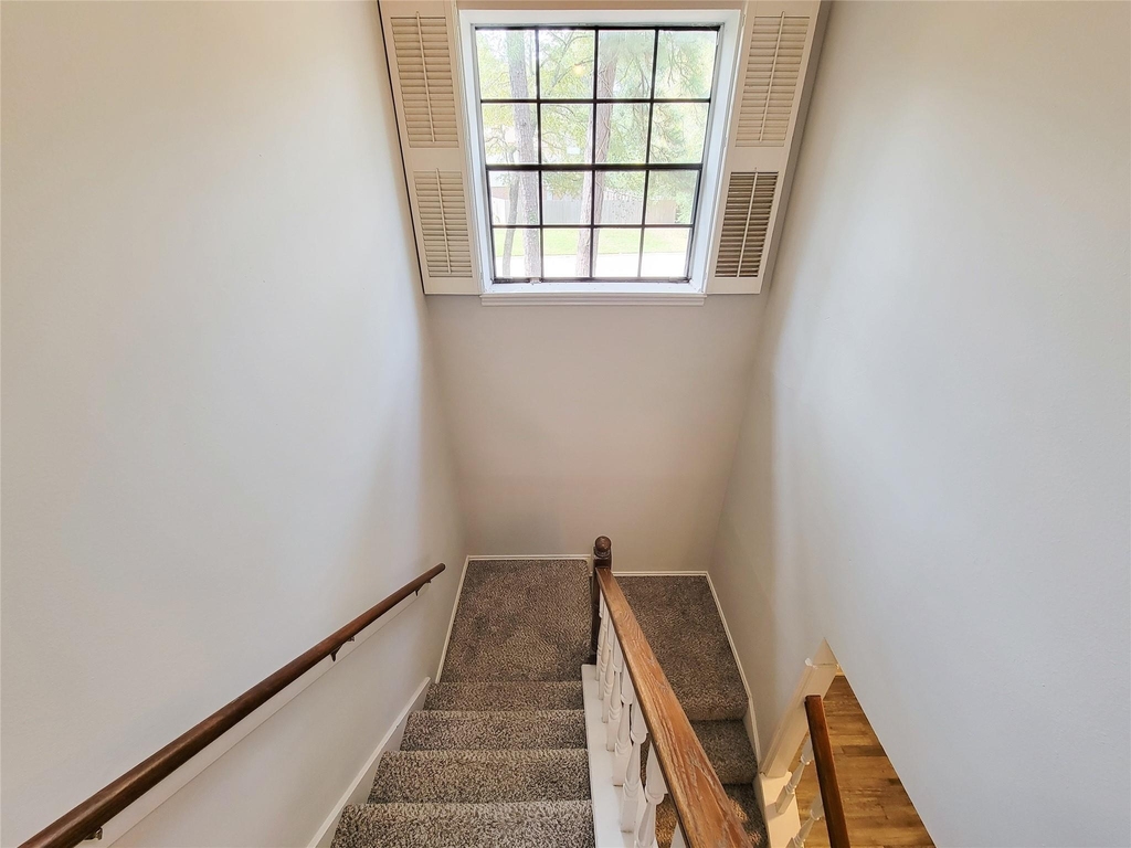 80 Fallenstone Drive - Photo 18