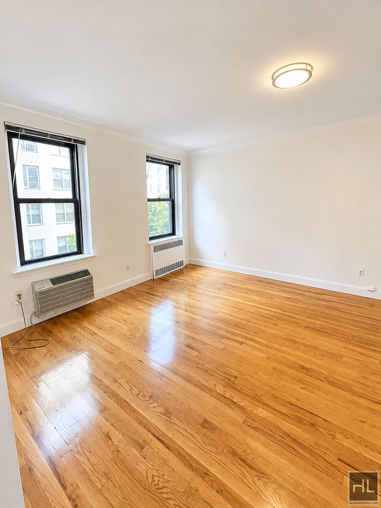 East 78 Street - Photo 2