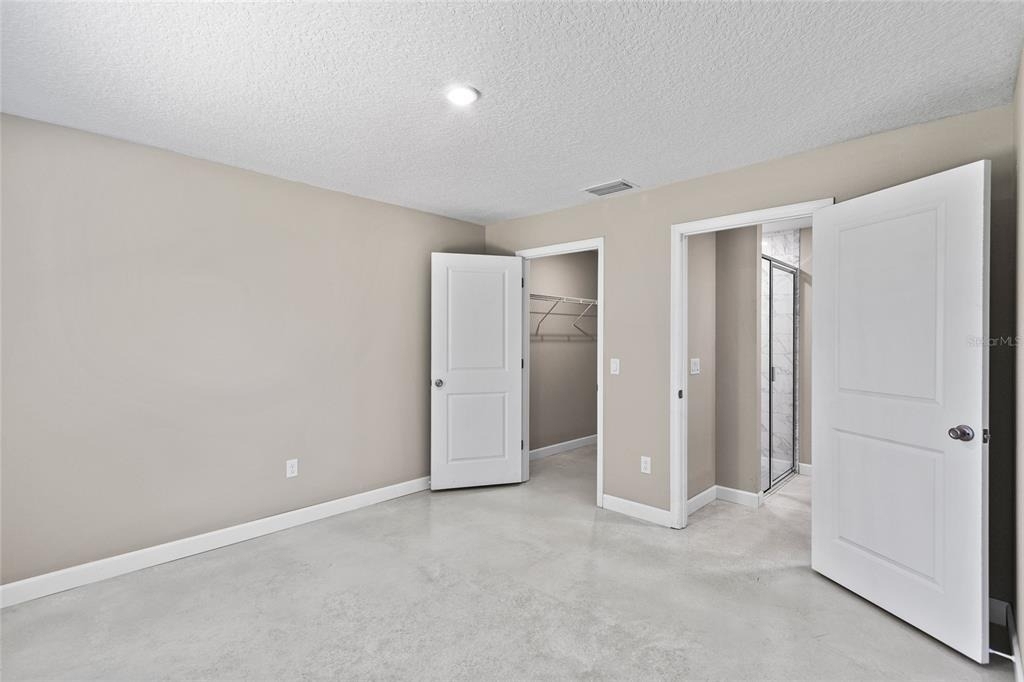 921 E Clifford Avenue - Photo 10