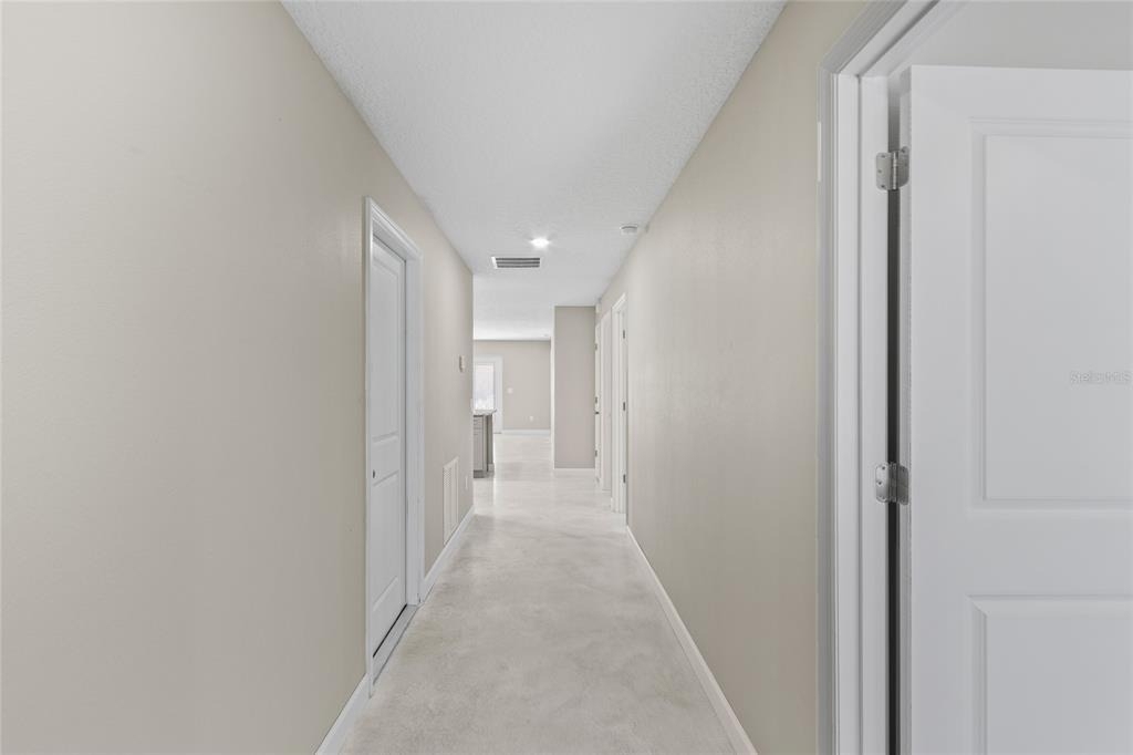921 E Clifford Avenue - Photo 2