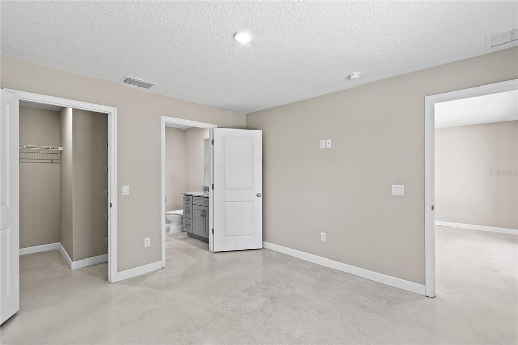 921 E Clifford Avenue - Photo 11