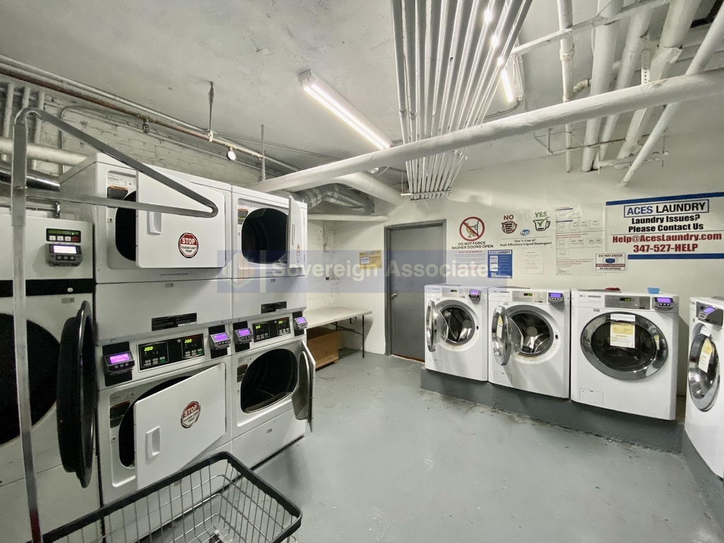 686 West 204th Street - Photo 18