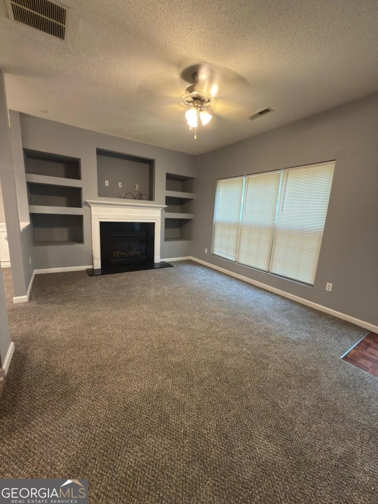 549 Maggie Lane - Photo 5