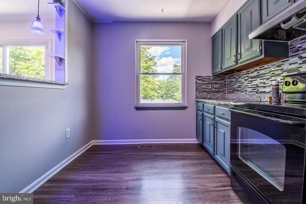 8308 Shady Grove Circle - Photo 25