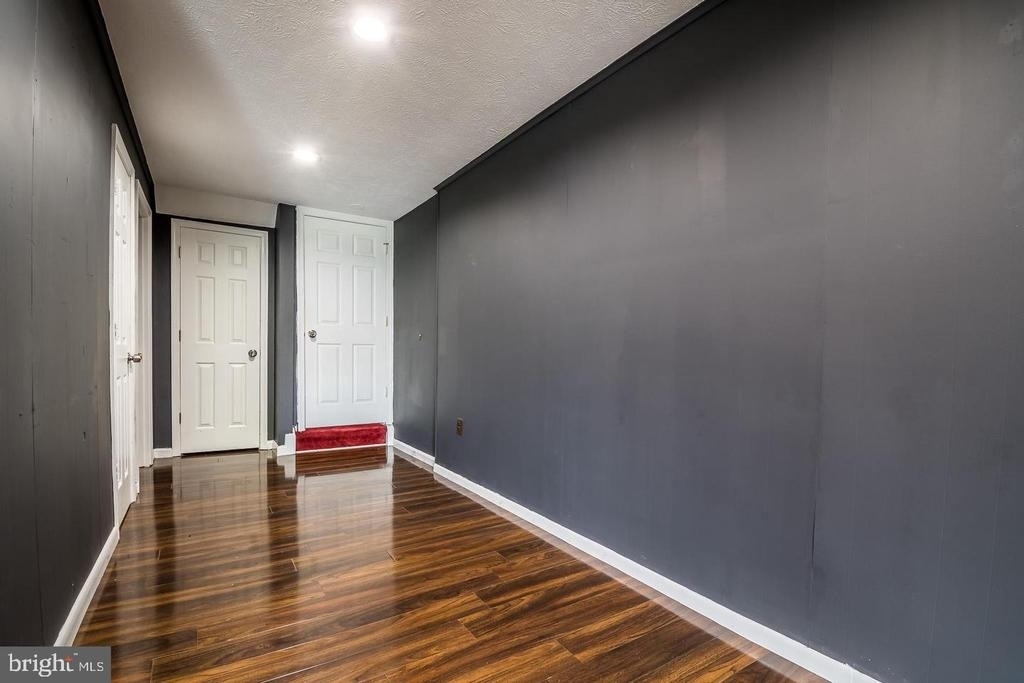 8308 Shady Grove Circle - Photo 10