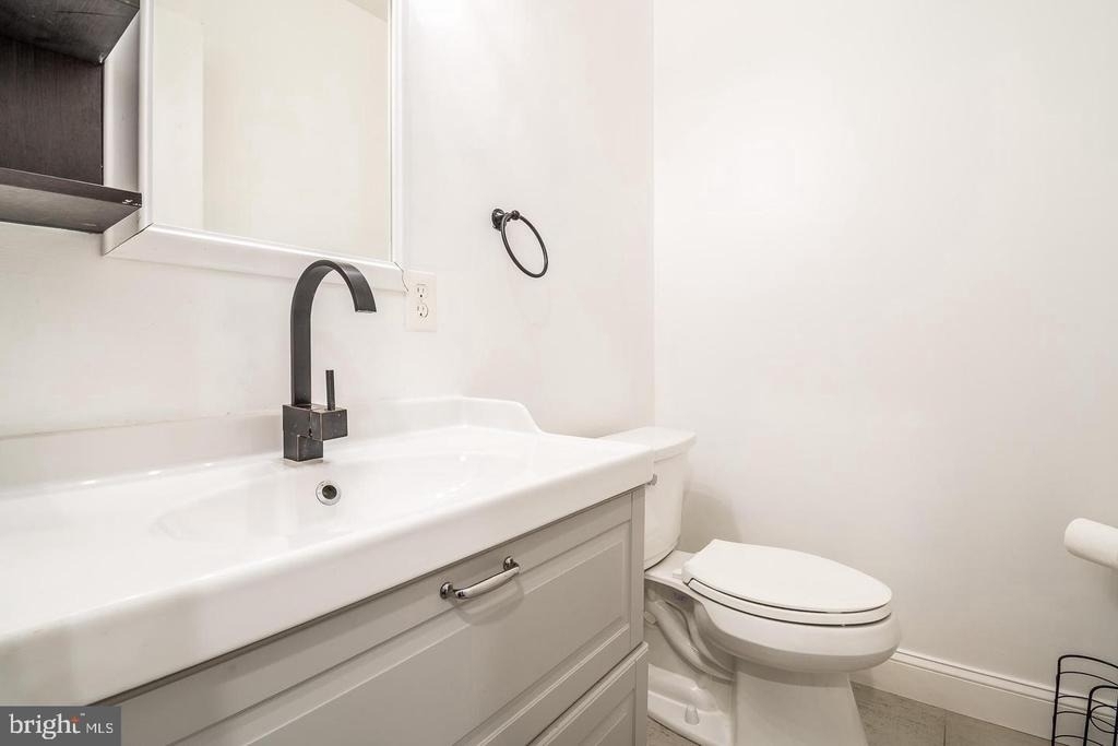 8308 Shady Grove Circle - Photo 38