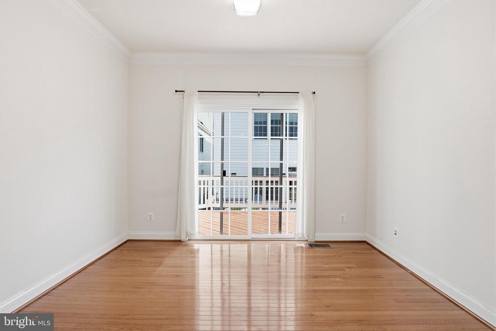 5658 Lierman Circle - Photo 7